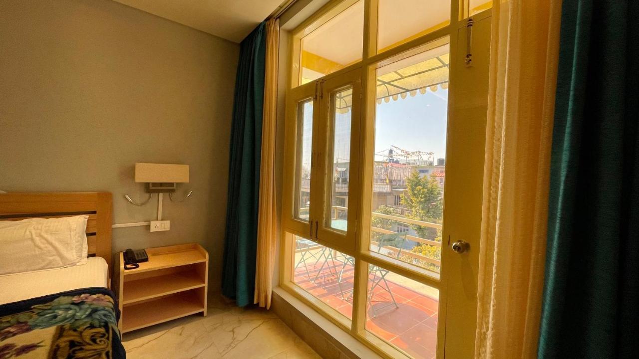 Hostel Madpackers Bir Zewnętrze zdjęcie